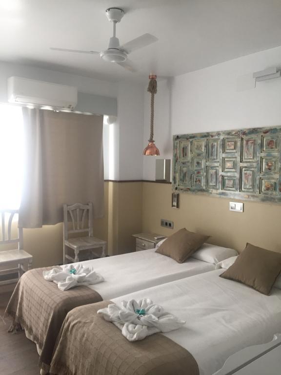Hostal Boutique Luna De Gavin Cullera Eksteriør billede