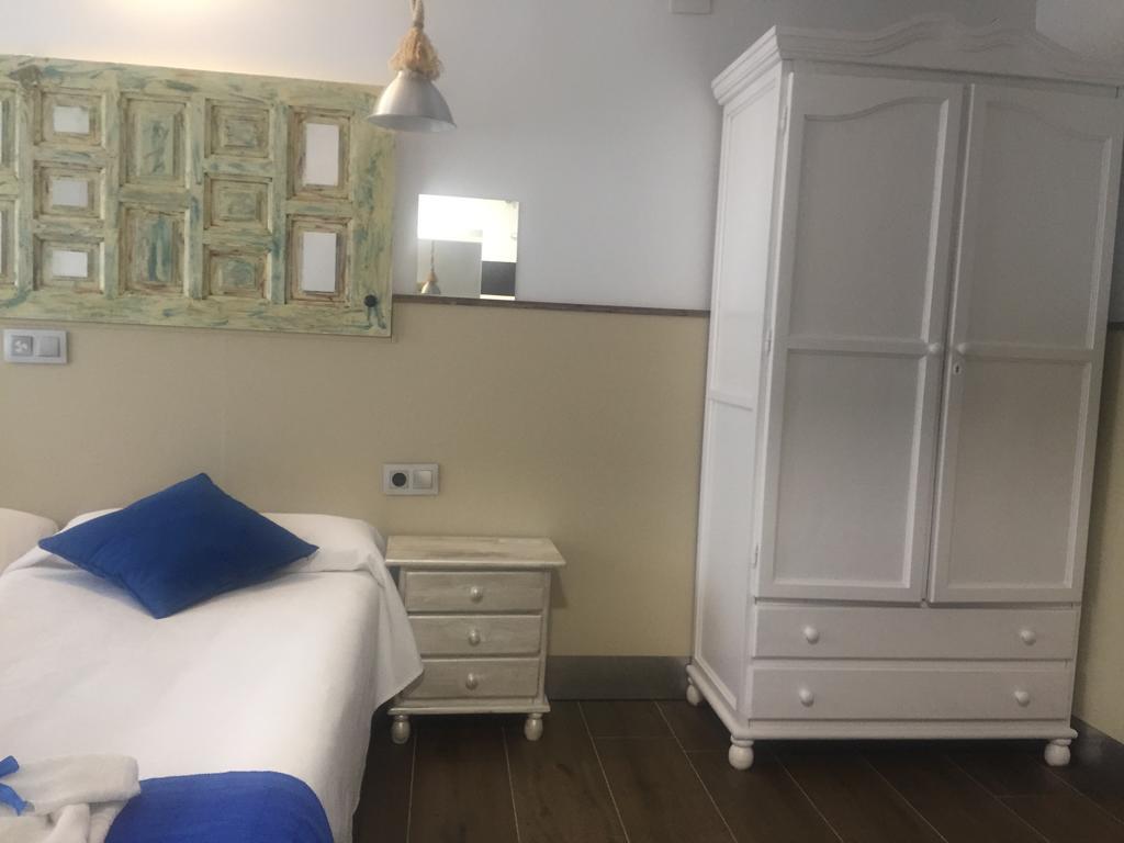 Hostal Boutique Luna De Gavin Cullera Eksteriør billede