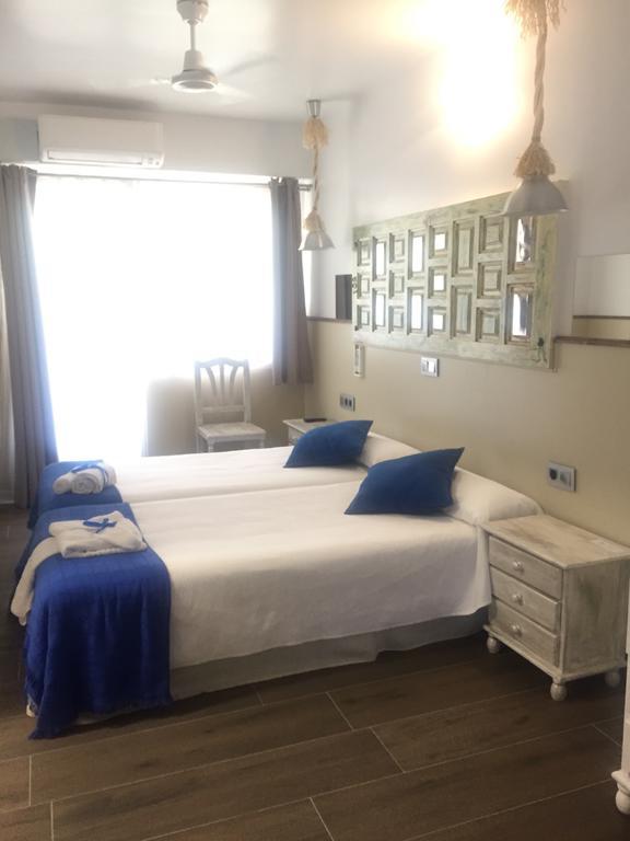 Hostal Boutique Luna De Gavin Cullera Eksteriør billede